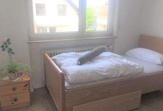 gemütliches Zimmer in Stuttgart 1 (2).jpeg