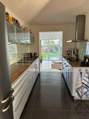 Hochwertige Küche.jpg