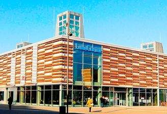 LunaCenter Foto_Zuschnitt.jpg