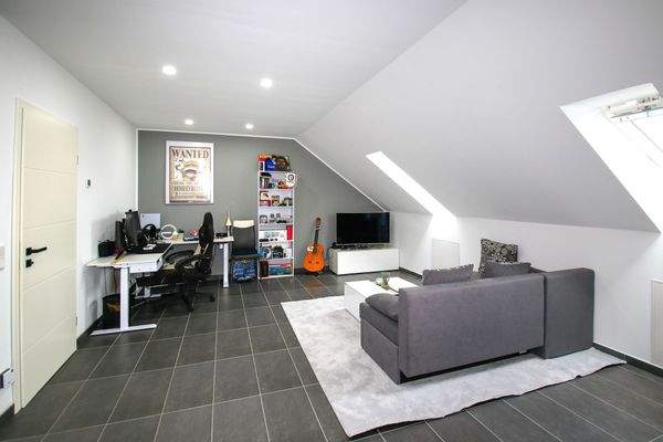 Neuhofen-Fröbelstr. - 05