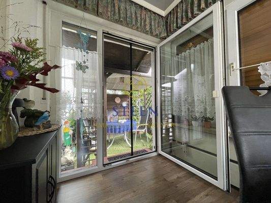 Parterrewohnung mit Ausgang zur Terrasse