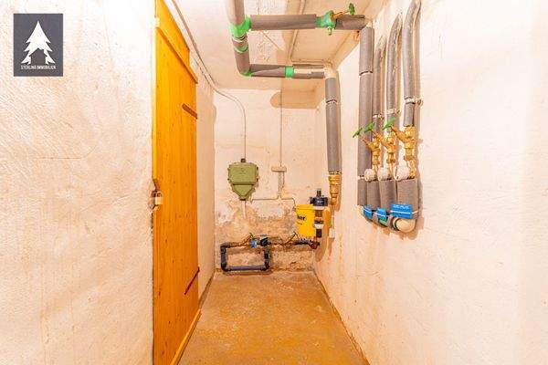 Kellerflur zum persönlichen Keller