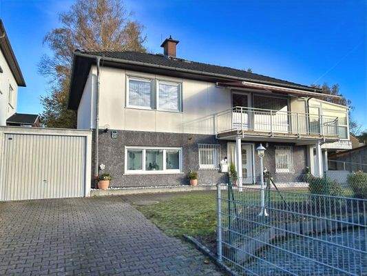 Ansicht Westseite von der Zufahrt