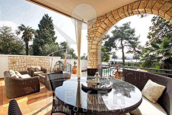 Magische Momente auf der überdachten Terrasse