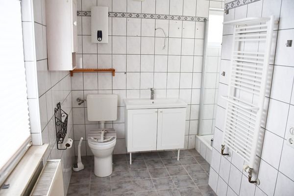 modernes Tageslichtbad.JPG
