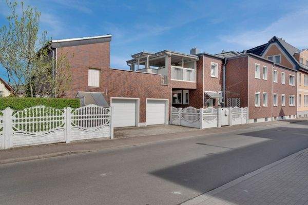 Hausansicht Straßenseite