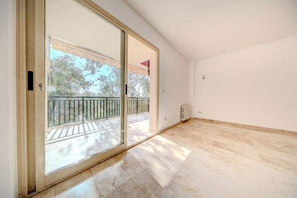 Wohnbereich mit Balkon