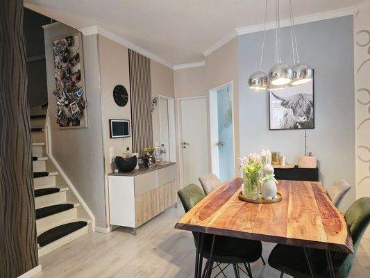 Essbereich/Treppenaufgang