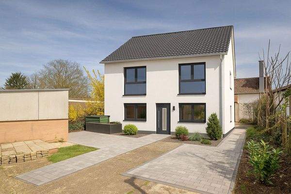 Visualisierung Neubauansicht *KI generiert