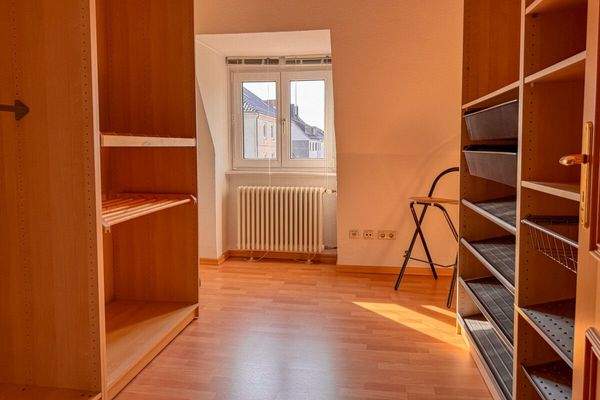 Kinder- /Arbeitszimmer