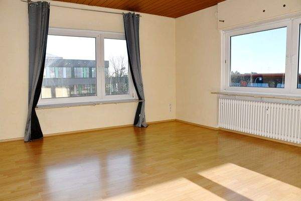 OG - helles Wohnzimmer