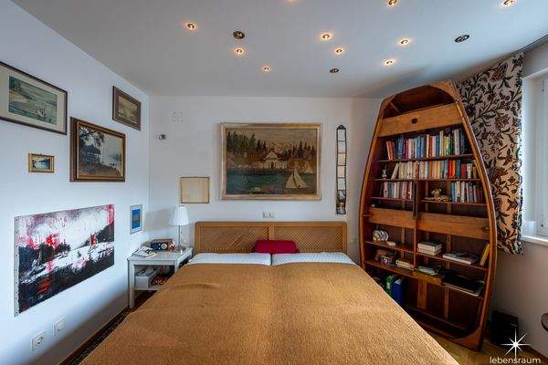 Schlafzimmer 1.