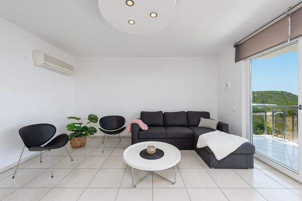 PHOTO-2024-02-13-08-30-02 (1).jpg