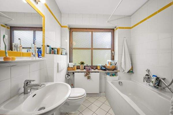 Badezimmer im Obergeschoss