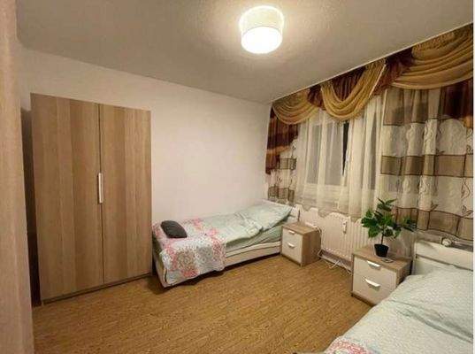 z.B. Schlafzimmer ohne Möbel