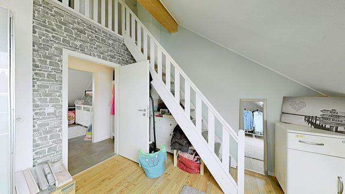 Kind_Gast_Arbeitszimmer