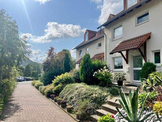 Zuwegung zum Reihenmittelhaus