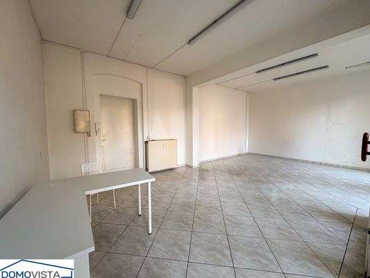 Gewerbeeinheit im EG