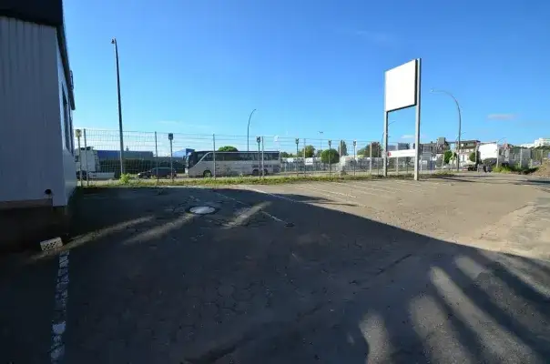 e9ea84d1-10a8-4a87-936b-259ca7d5686d-1927537542.we