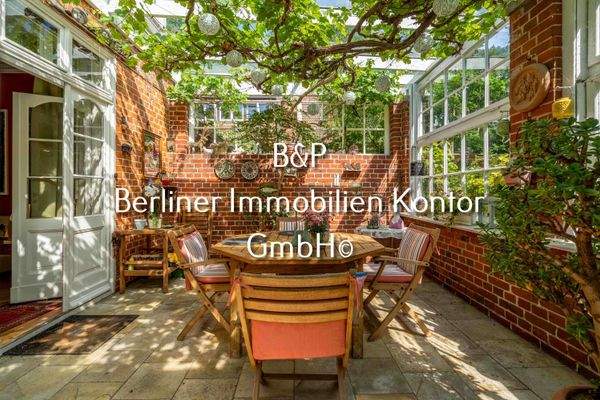 Überdachte Terrasse