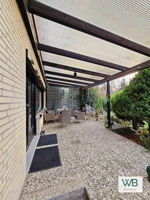 Überdachte Terrasse