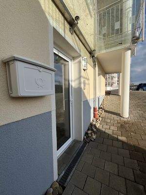 Eingangsbereich mit Briefkasten