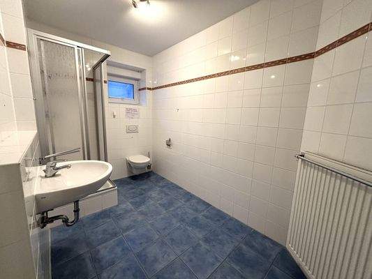 Badezimmer im Keller