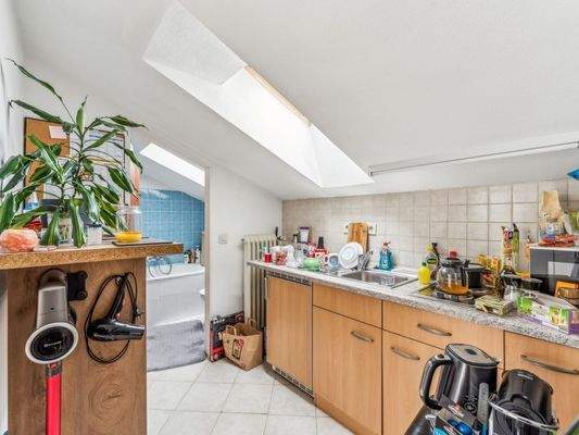 DG rechts Küche und Bad_1