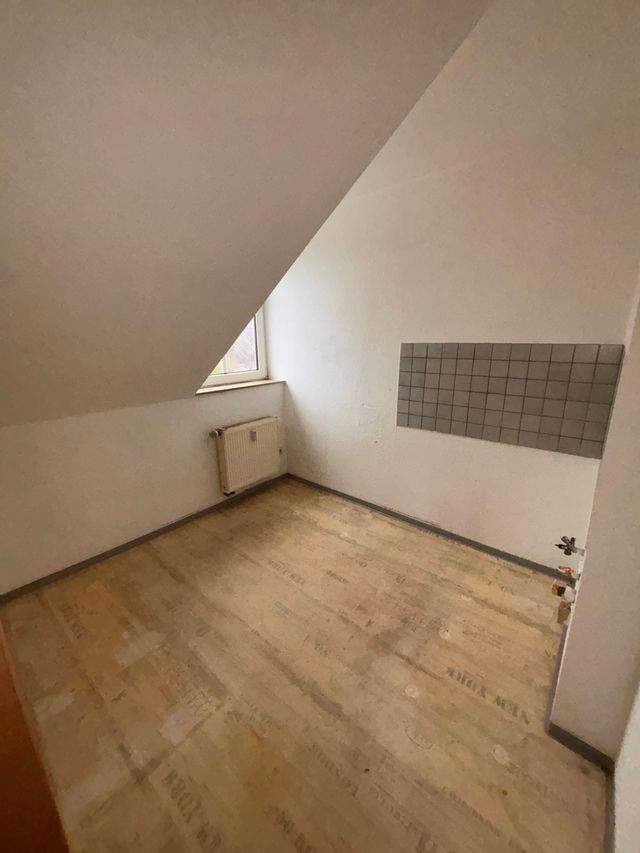 1 Monat Mietfrei! Gemütliche 2-Zimmer-DG-Wohnung in Chemnitz - Foto 3