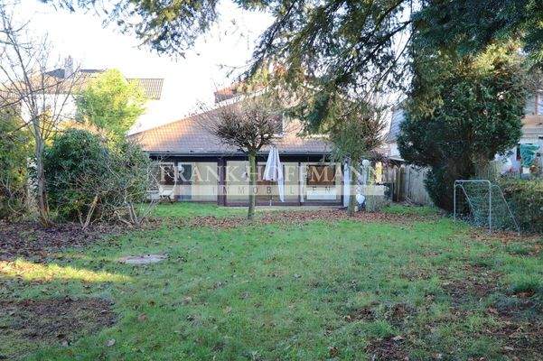 V10413 Rückansicht 2