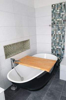 1aeb512e-8838-4cbd-aa58-9e2242189e4f