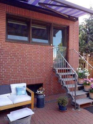 Vorhof, Treppe zur Küche Anbau