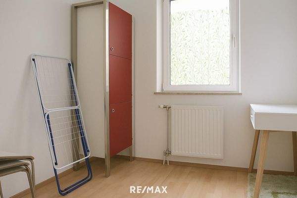 Imst - Wohnung - Schlafzimmer II