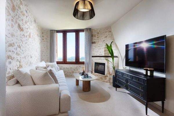 Kreta, Maroulas: Einzigartiges Steinhaus mit atemberaubendem Meerblick zu verkaufen