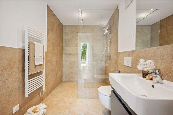 Badezimmer_Musterwohnung