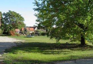 Grundstücksansicht, längst von obere Spitze