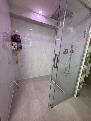 Ansicht Dusche im UG.jpeg