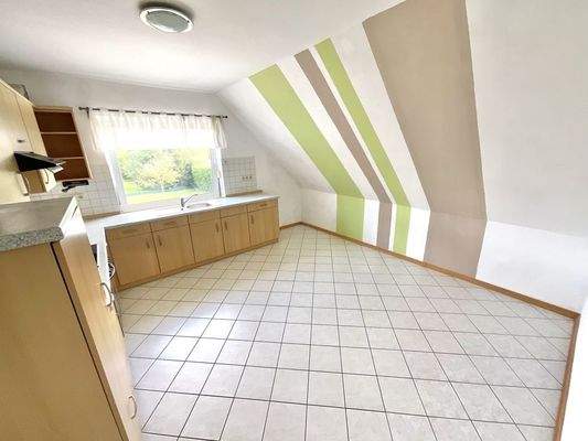 12825 Küche OG Bild 2