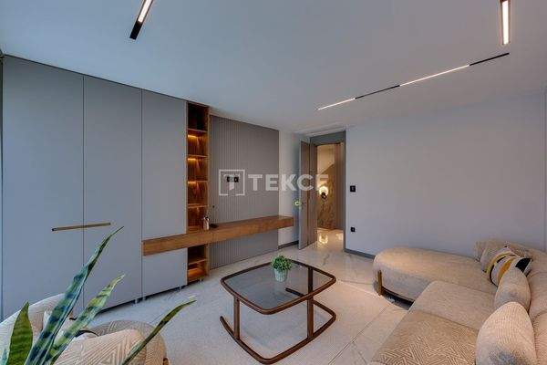 New Villas with Large Gardens and Private Pools in Kuşadası Aydın