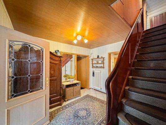 Diele EG / Treppe