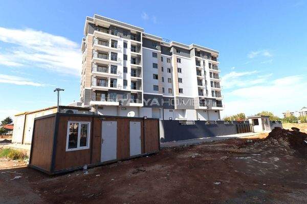 Apartments in a Complex with Pool and Parking in Antalya