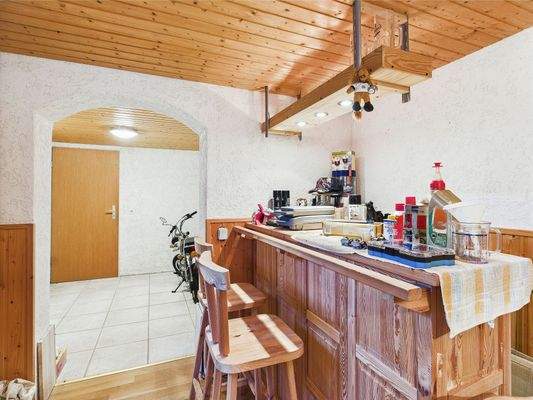UG Hobbyraum mit Bar
