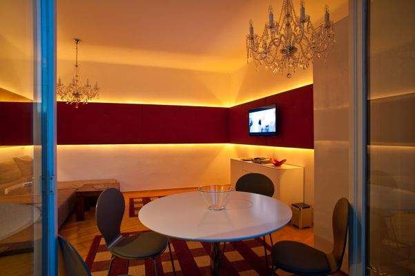 Wohnraum vom Balkon gesehen