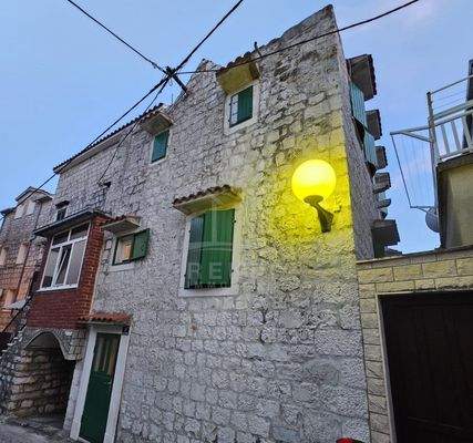 Charmantes Steinhaus im Herzen von Kaštela