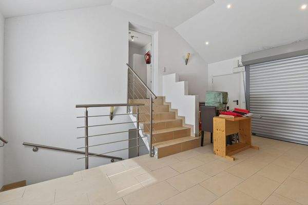 Zugang Garage & Kellerabgang