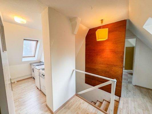 Renovierungsbedürftiges Büro