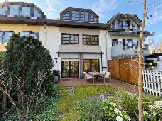 Garten und Hausansicht hinten