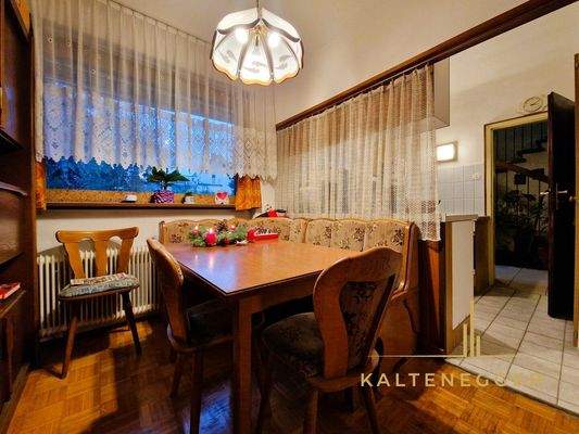 EG: Essplatz ca. 6,07 m²