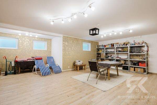 Wohnraum im Souterrain