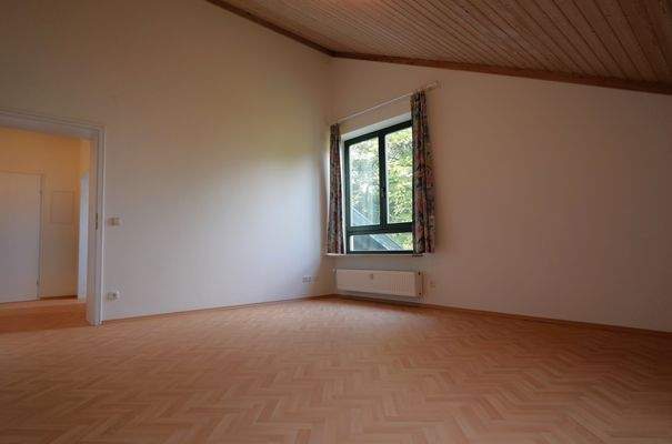 Schlafzimmer/Arbeitszimmer 1